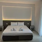 3rd Floor Mali I Robit Golem (Tirana)