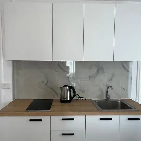 3rd Floor Mali I Robit Apartament *