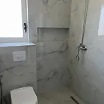 3rd Floor Mali I Robit Apartment *