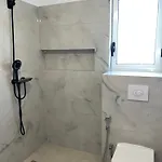3rd Floor Mali I Robit Apartment