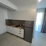 3rd Floor Mali I Robit Golem (Tirana)