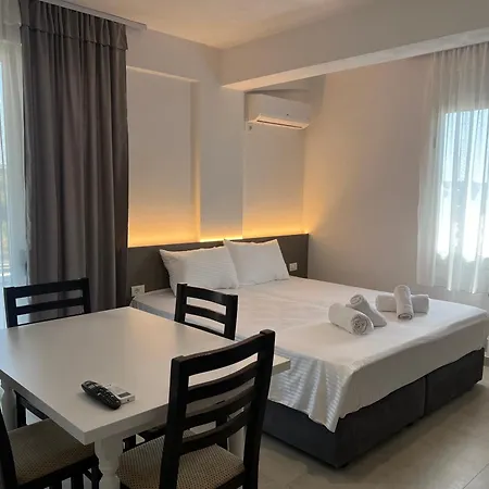 דירה 3rd & 4th Floor Mali I Robit