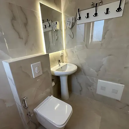 3rd & 4th Floor Mali I Robit Appartement Golem (Tirana)