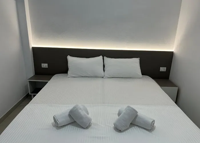 3rd Floor Mali I Robit * 格勒姆