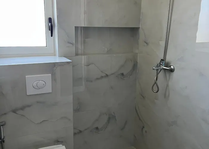 3rd Floor Mali I Robit 公寓 *